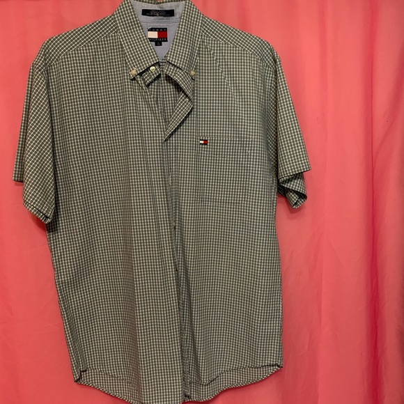Tommy Hilfiger button down - Picture 1 of 5